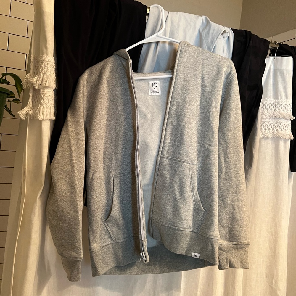 grey gap kids zip-up hoodie size xl